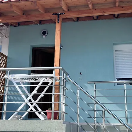 The Velvet Thasoss Daire