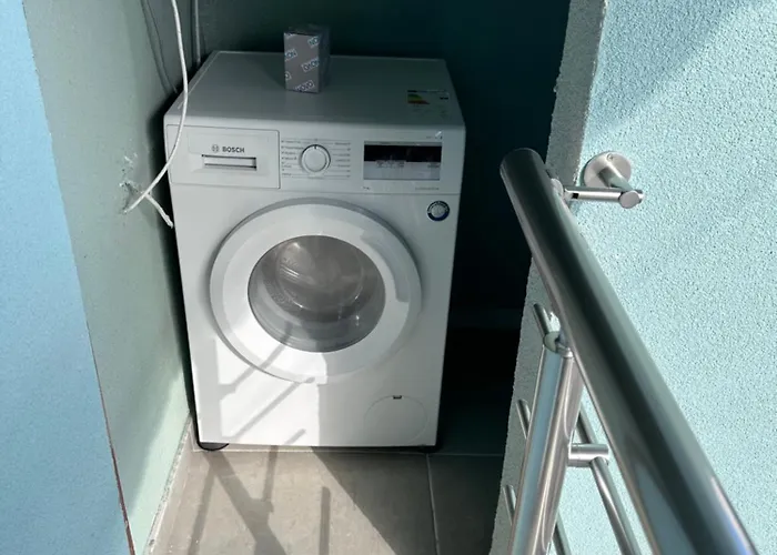 The Velvet Thasoss Makriammos